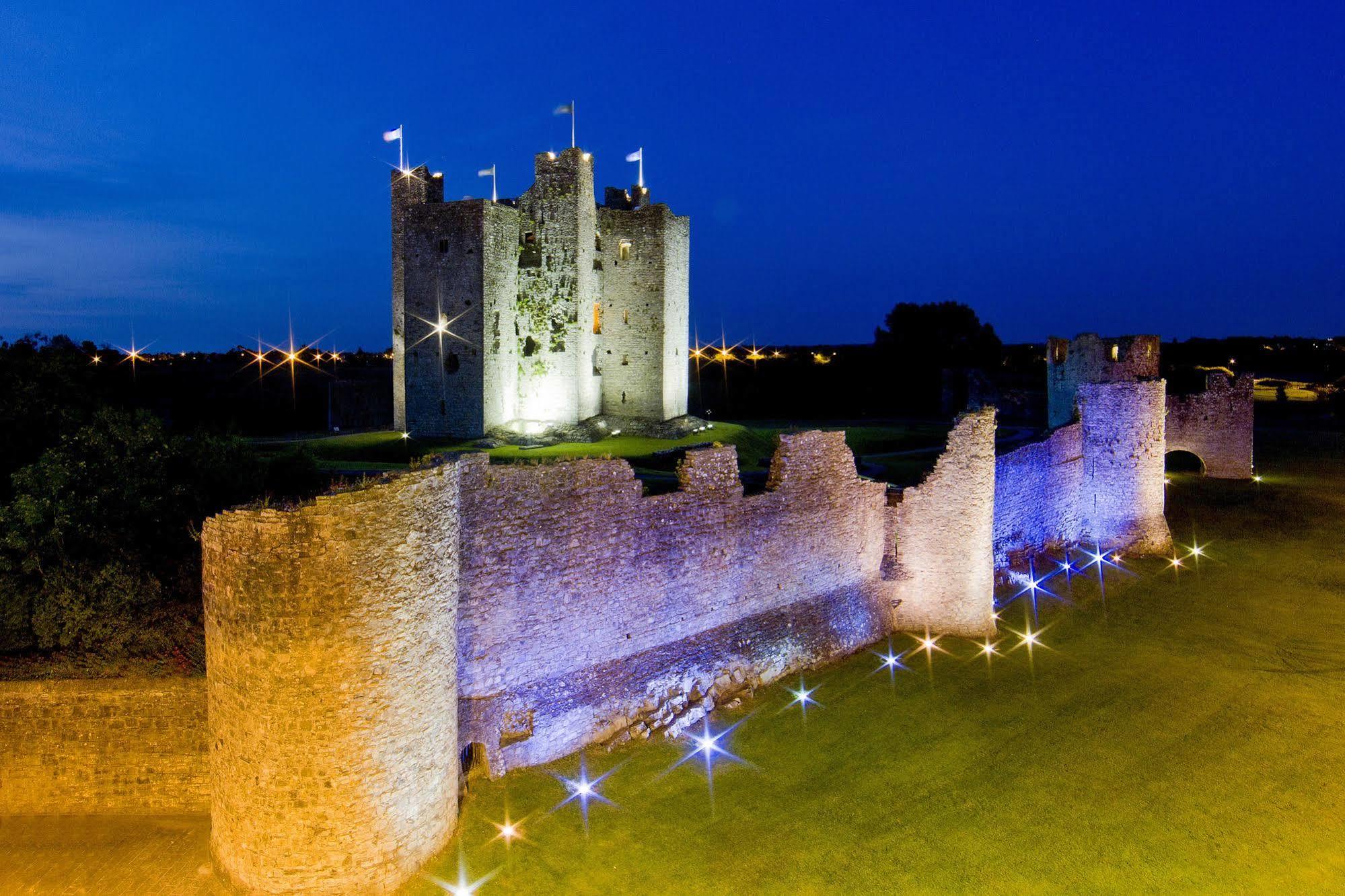 Trim Castle Hotel Eksteriør billede